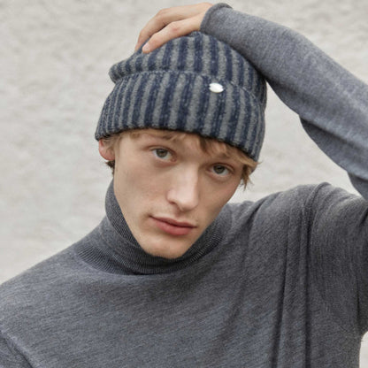 Coco -  Widok żebra czapki