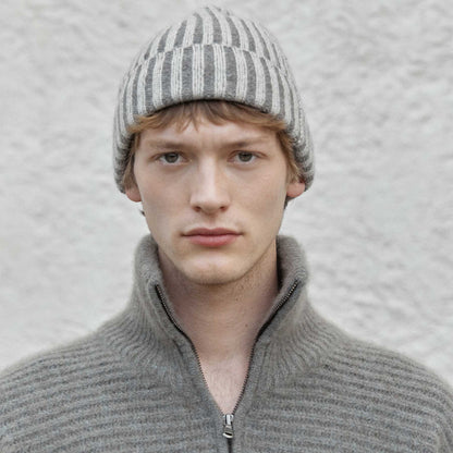 Coco -  Widok żebra czapki